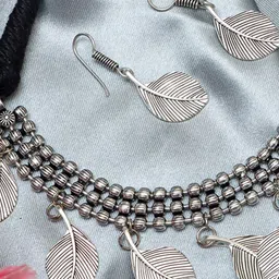 Ozanoo Oxidised Leaf Ball Chain Choker Jewellery Set-picture-31