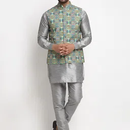 Benstoke Men Grey Kurta with Pyjamas & Nehru Jacket-picture-9