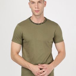 Lee Men Olive Green Slim Fit T-shirt-image-39
