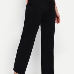 Next One Women Relaxed Straight Leg Straight Fit High-Rise Easy Wash Regular Trousers-image-90