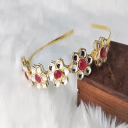 UNIVERSITY TRENDZ Gold-Plated Kundan-Studded Hairband-33