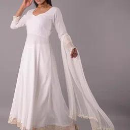 Utsav Fashion V Neck Panelled Gotta Patti Anarkali Kurta with Trousers & With Dupatta-picture-12