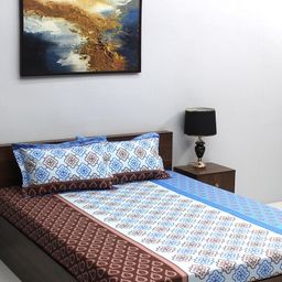BOMBAY DYEING Blue & White Ethnic Motifs 110 TC Queen Bedsheet with 2 Pillow Covers-image-35