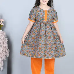 ADIVA Girls Grey Floral Printed Pleated Kurta with Palazzos-picture-22