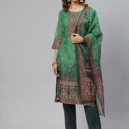 RAJGRANTH Women Green Printed Sequinned Chanderi Silk Kurta with Trousers & With Dupatta-image-35