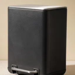 Pure Home and Living Black Pedal Rectangular Large Waste Bin With Lid 12 L-51