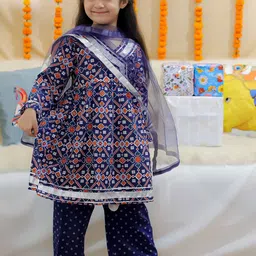 BownBee Girls Ethnic Motifs Printed Regular Pure Cotton Kurti with Trousers & With Dupatta-image-86