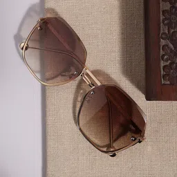 HAUTE SAUCE by  Campus Sutra Women Oversized Sunglasses with Polarised Lens SS23_HSSG1270-12