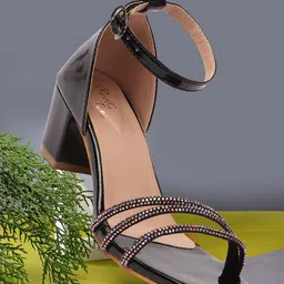 Bella Toes Embellished Block Heels-18