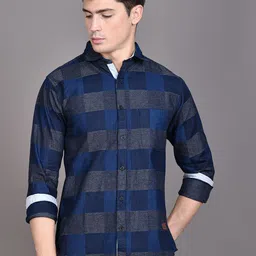 Campus Sutra Navy Blue Classic Checked Cotton Casual Shirt-image-10