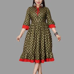 aayusika Women Olive Green & Red Floral Checked Kurta-picture-14