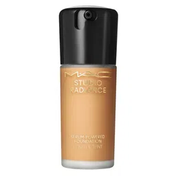 M.A.C Studio Radiance Serum-Powered Hydrating Foundation 30ml - Shade NC45-5