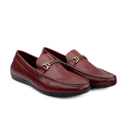 One8 Men Brown Solid Genuine Leather Formal Loafers-image-31