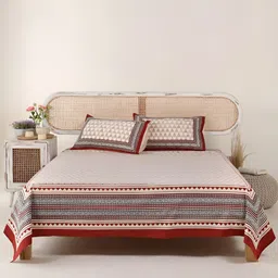 Peepul Tree Maroon & Beige Geometric Cotton 300 TC King Bedsheet With 2 Pillow Covers-image-82