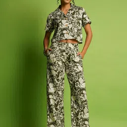 Globus Black Floral Printed Notched Lapeled Collar Linen Casual Crop Shirt With Trousers-picture-14