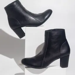 Inc 5 Women Black Solid Suede Heeled Boots-52