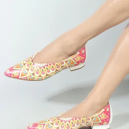 Denill Printed Pointed Toe Comfortable Block Heeled Pumps image 1