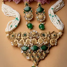 ADIVA Gold-Plated Kundan-Studded & Beaded Jewellery Set-29