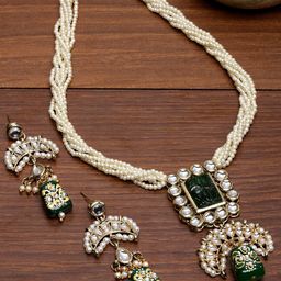 KARATCART Gold Plated Kundan Studded & Beaded Jewellery Set-19