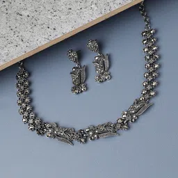 SOHI Silver-Plated Crystal-Stones Studded Statement Jewellery Set-image-8
