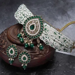 Sukkhi Gold-Plated Kundan-Studded & Beaded JewellerySet-picture-36