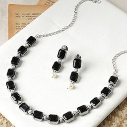 TEEJH Noir Elegant Stone-Studded & Beaded Jewellery Set-image-85