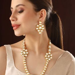 Priyaasi Gold-Plated Kundan-Studded Jewellery Set-36