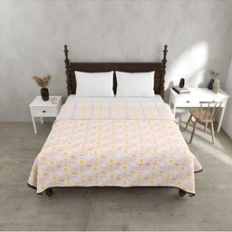 BED-SHEET.COM Yellow Geometric 1Pure Cotton 150 GSM Double Bed Dohar & 2 Pillow Covers-image-8