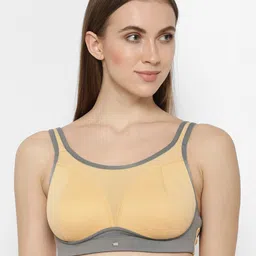 Soie Cream & Grey Spacer Cup Medium Impact Non-Wired Lightly Padded Workout Bra-picture-11