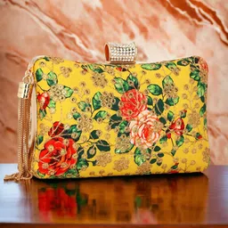 Toobacraft Embellished Box Clutch-image-28