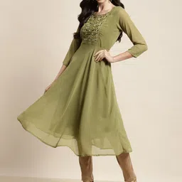 Jompers Women Green Floral Yoke Design Georgette Anarkali Kurta-17