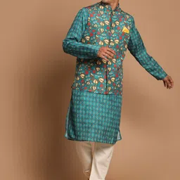 VASTRAMAY Men Green Printed Kurta with Pyjamas-picture-18