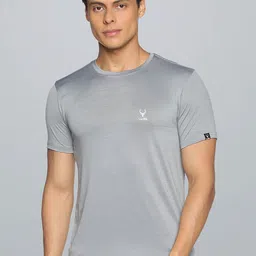 Wildbrocket Men Grey Slim Fit T-shirt-image-125