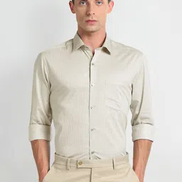 Arrow Spread Collar Slim Fit Micro Ditsy Printed Cotton Formal Shirt-picture-5