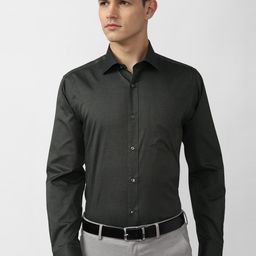 Van Heusen Regular Fit Spread Collar Opaque Cotton Formal Shirt-image-10