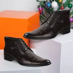 Mochi Men Mid Top Textured Formal Derbys-image-28