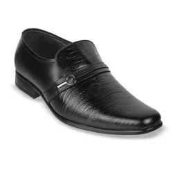 Mochi Men Textured Leather Formal Loafers-image-52