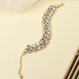 OOMPH Kundan Link Bracelet-35
