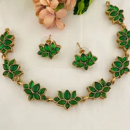 Adc fashions Gold-Plated Artificial Stones Studded Flower Necklace Earrings Set-9