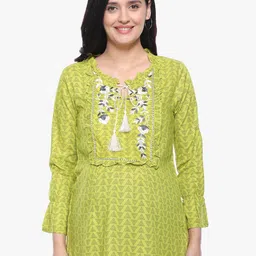 MeeMee Green Print Tie-Up Neck Empire Top-image-88