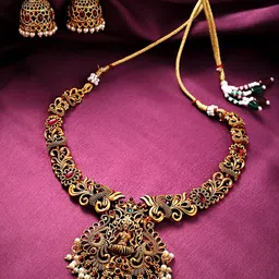 Yellow Chimes Gold-Plated Stone-Studded & Beaded Jewellery Set-5