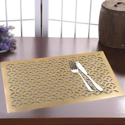 MONKDECOR Gold-Toned 6 Pieces Geometric Rectangle Table Placemats-6