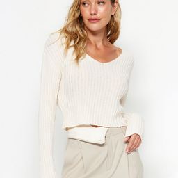 Trendyol Ribbed V-Neck Pure Acrylic Crop Pullover-image-34