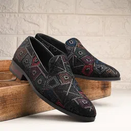 House of Pataudi Men Embroidered Lightweight Slip-On Casual Loafers-picture-56