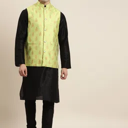 SOJANYA Men Black & Green Kurta with Churidar & Woven Design Nehru Jacket-image-40
