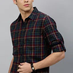 Roadster Men Olive Green & Red Regular Fit Checked Casual Sustainable Shirt-image-68