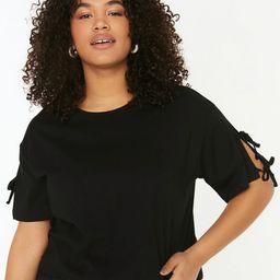 Trendyol Plus Size Round Neck Pure Cotton T-Shirt-picture-30