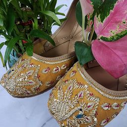 Fulkari Women Embellished Ethnic Ballerinas Flats-image-99