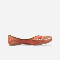 DESI COLOUR Women Embellished Ethnic Mojaris-image-87