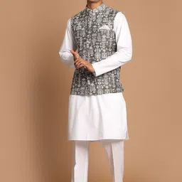 VASTRAMAY Mandatrin Collar Kurta with Pyjamas & Printed Nehru Jacket-image-11